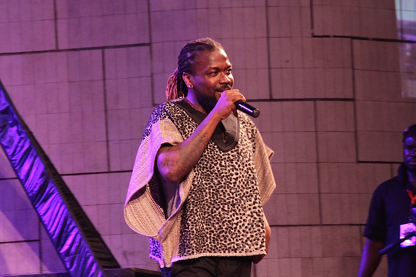Samini plays historic concert with Kojo Antwi and Daddy Lumba at Kempinski – African Legends Night